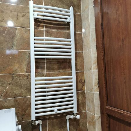 Keti Pilpani Guesthouse 梅斯蒂亚 外观 照片